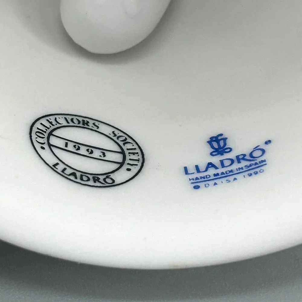 Lladro collectors society